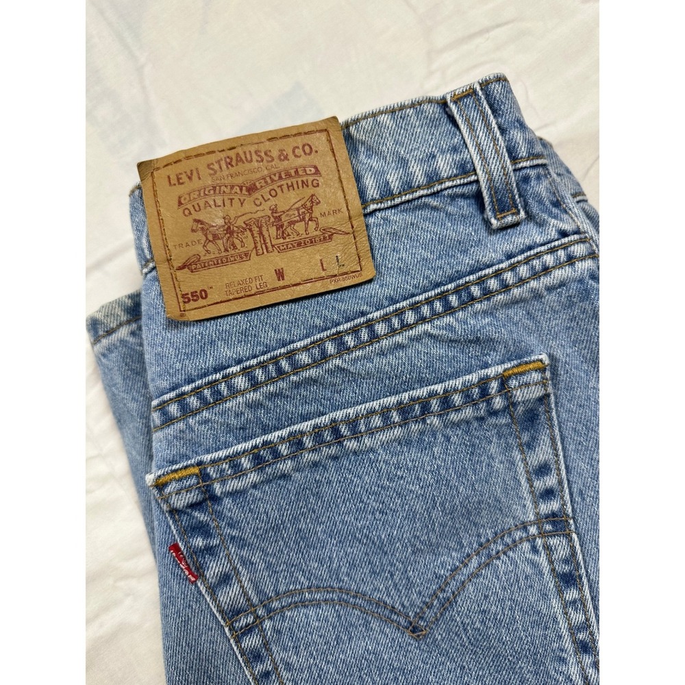 Vintage Levis 550‎ Relaxed Fit Tapered Leg Jeans Light Wash Denim 14 LNG Canada